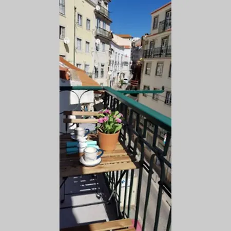 Alfama Best Balcony-2